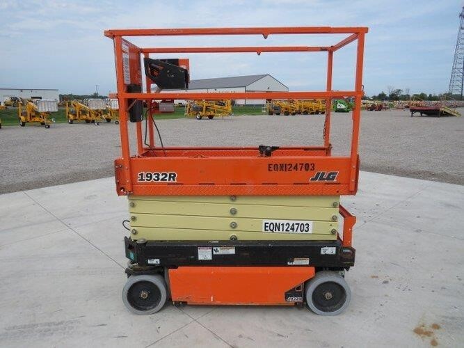 2020 JLG 1932R
