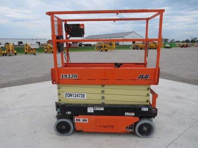 2020 JLG 1932R