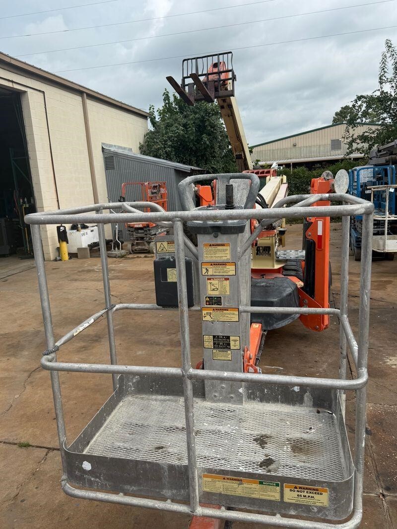 2021 JLG T500J-9