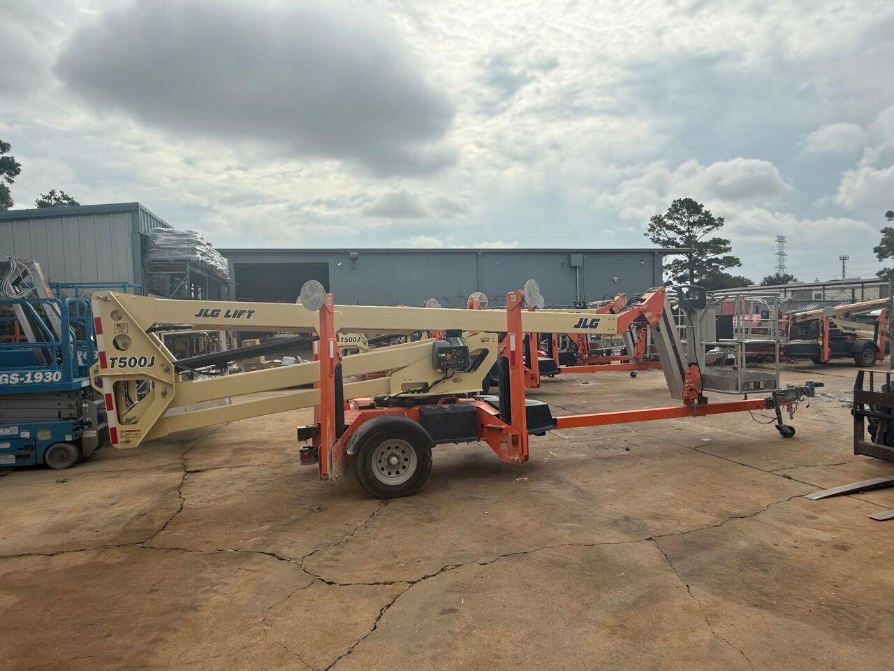 2021 JLG T500J-3