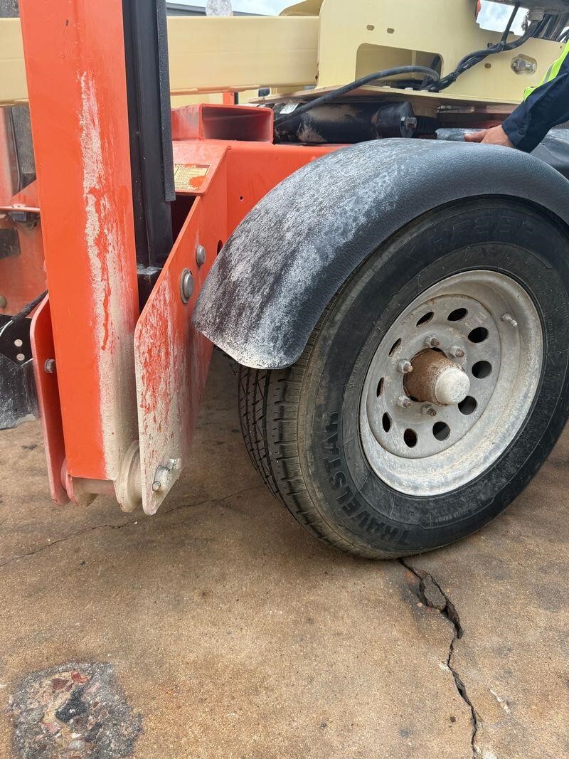 2021 JLG T500J-7