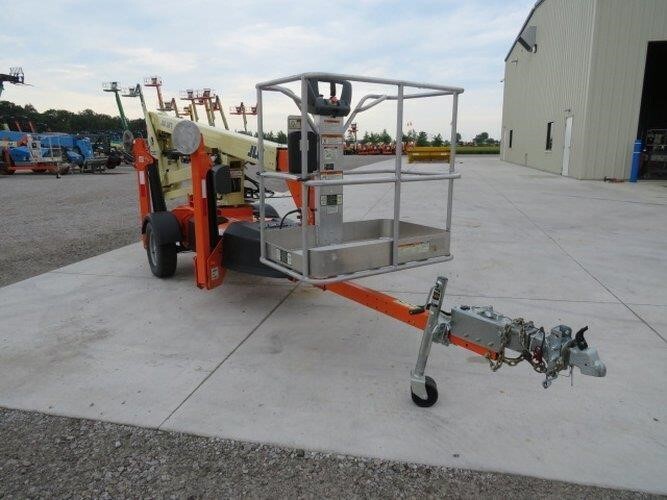 2023 JLG T350-4