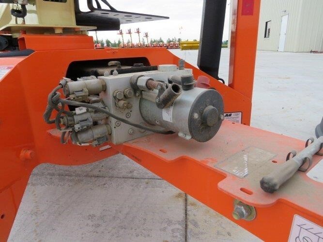 2023 JLG T350-19