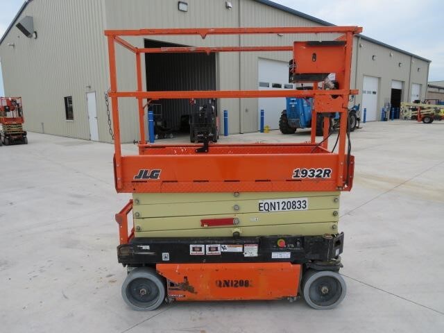 2020 JLG 1932R-5