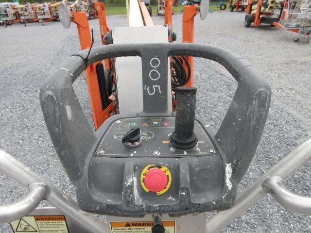 2018 JLG T500J-8
