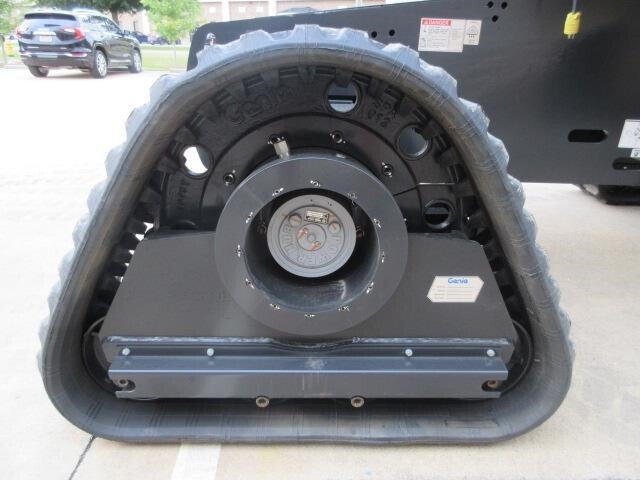 2025 Genie S-65 Trax-23