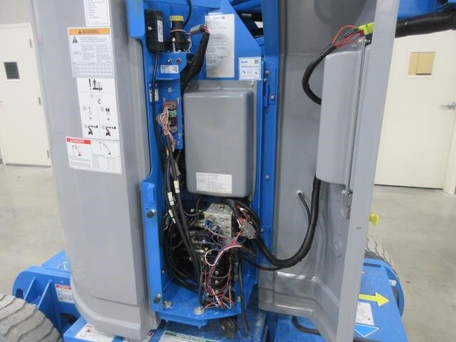 2025 Genie Z-30/20N RJ-17