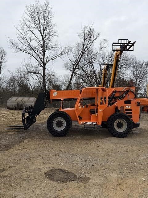 2017 SkyTrak 6042