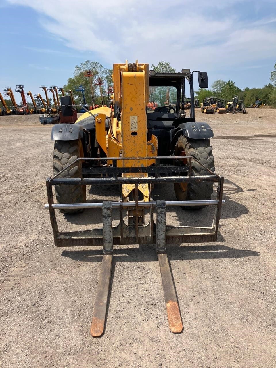 2019 JCB 509-42-4
