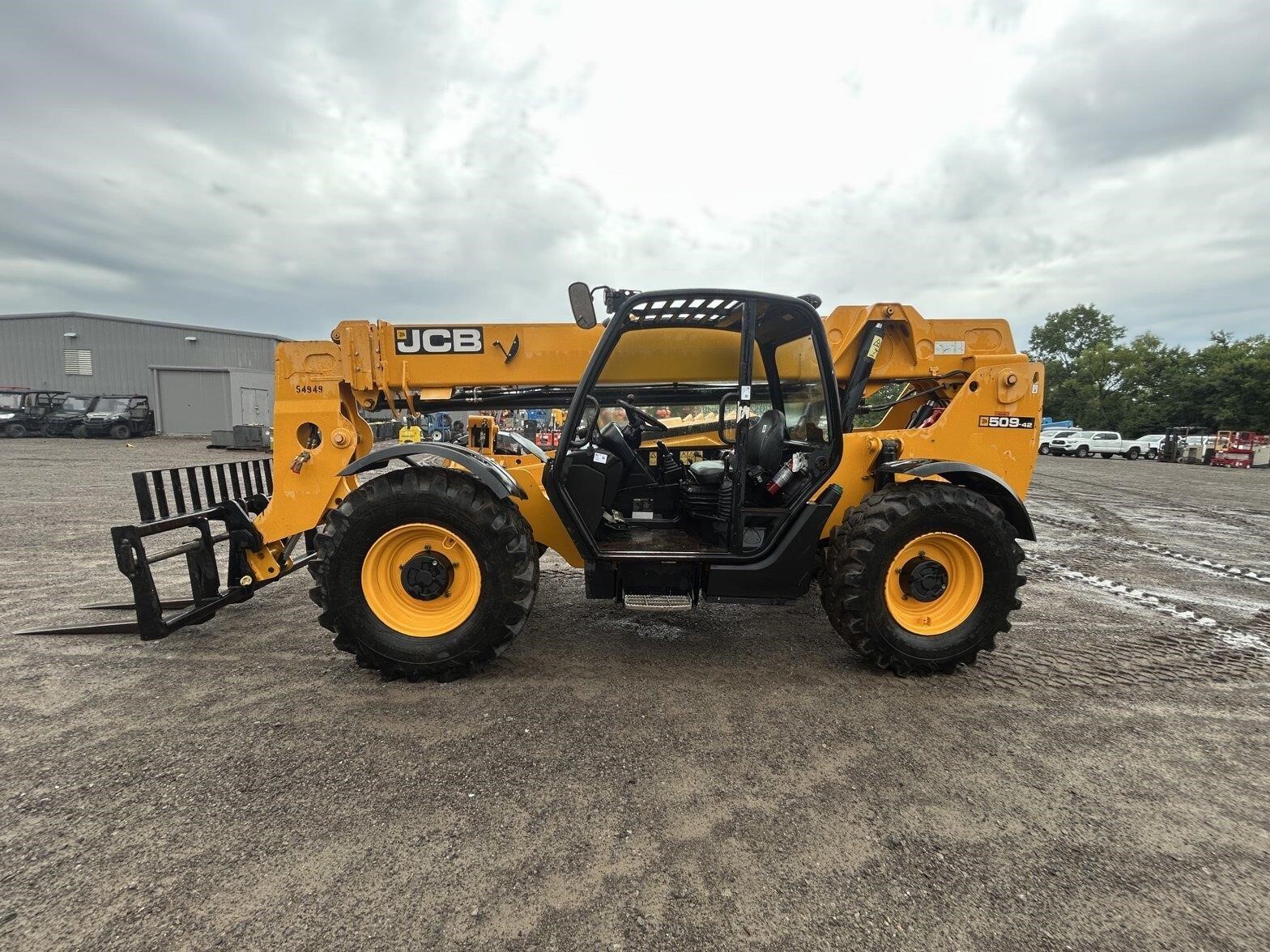 2019 JCB 509-42