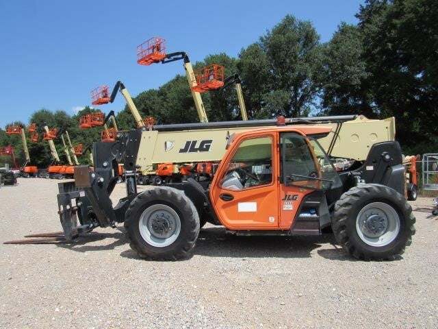 2018 JLG 1255
