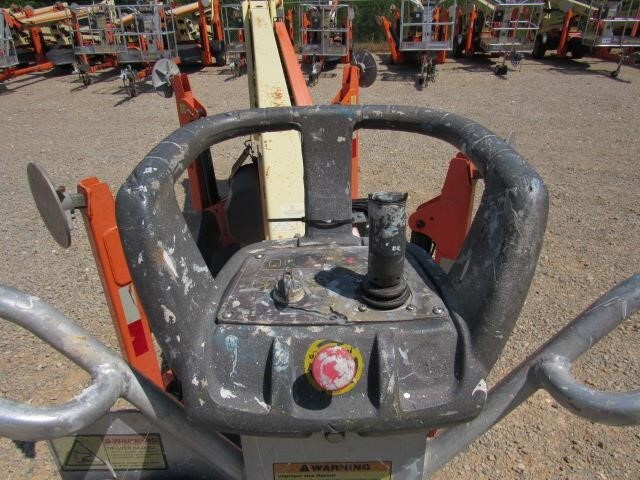 2019 JLG T350-11