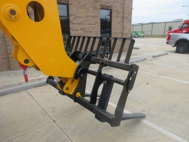 2026 JCB 507-42-10