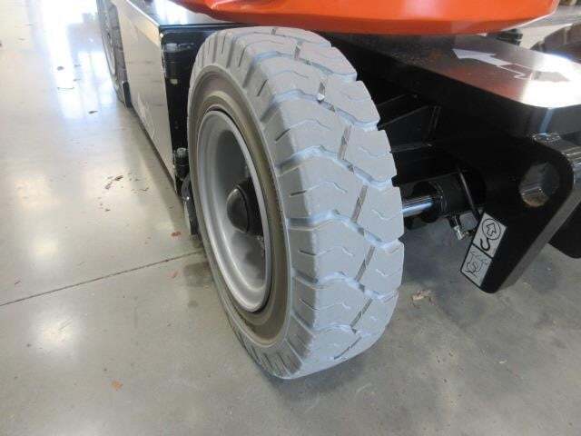 2026 JLG E300AJP-14