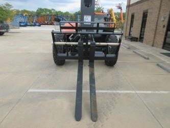 2025 JLG 943-6