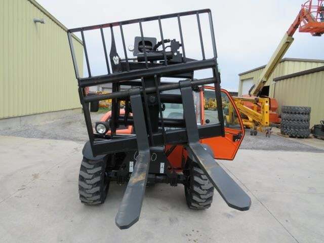 2025 JLG G5-18A-28