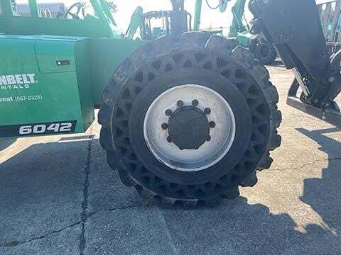 2017 SkyTrak 6042-9