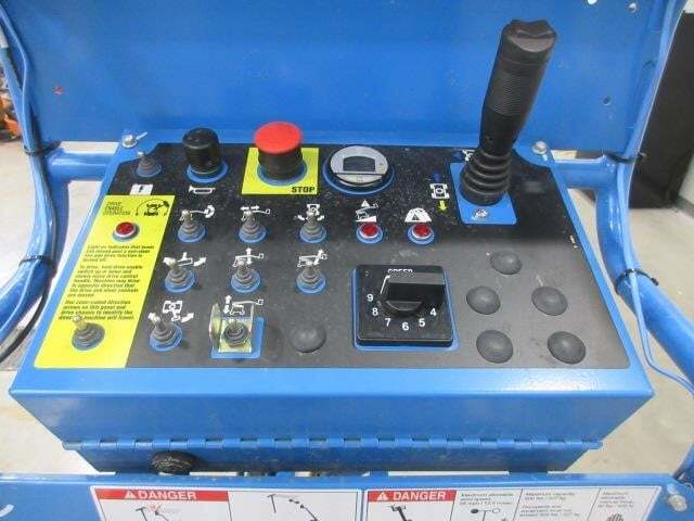 2025 Genie Z-30/20N RJ-8