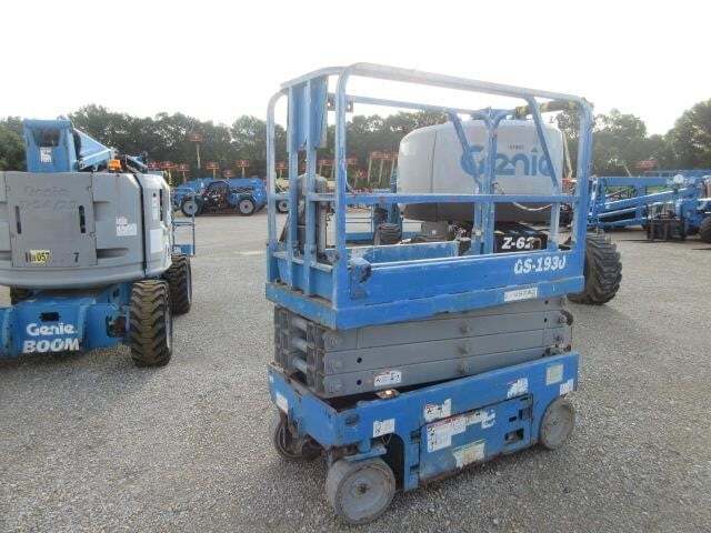2019 Genie GS-1930