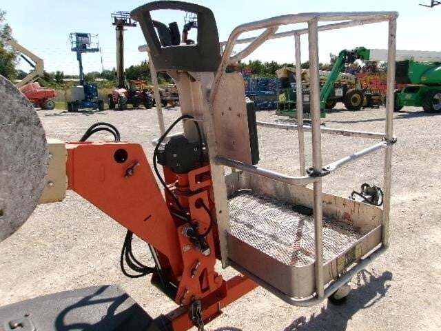 2018 JLG T350-9