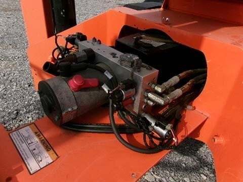 2018 JLG T500J-13