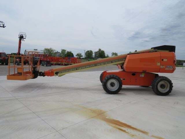 2016 JLG 600S