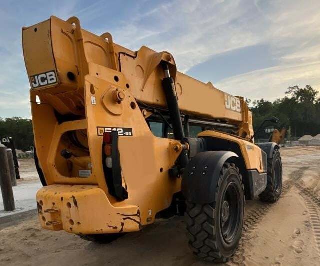 2021 JCB 512-56-3
