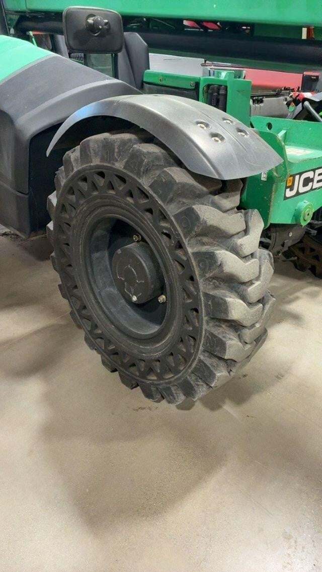 2017 JCB 507-42-9