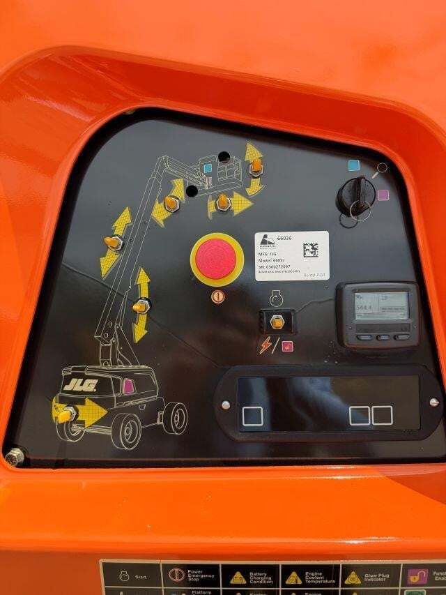 2021 JLG 660SJ-44