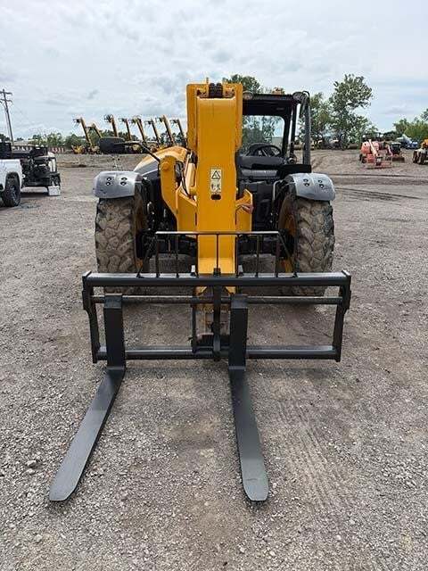 2019 JCB 507-42-7