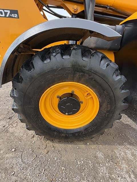 2019 JCB 507-42-12