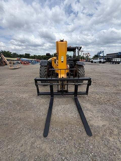 2019 JCB 507-42-8