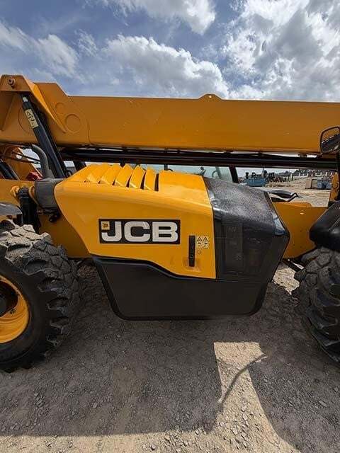 2019 JCB 507-42-18