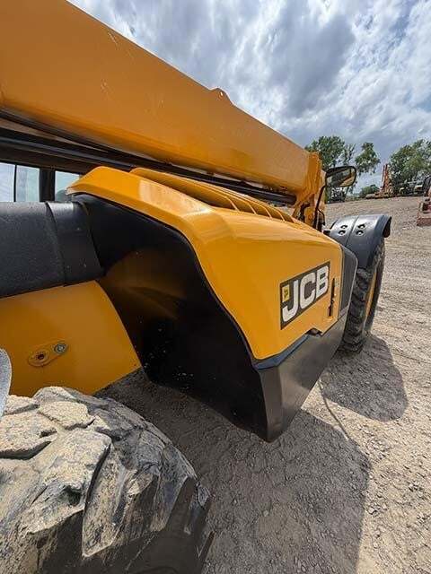 2019 JCB 507-42-19