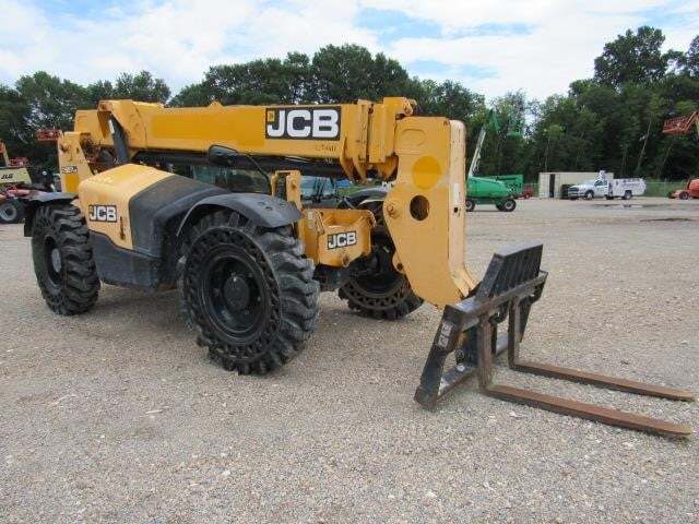 2019 JCB 507-42-4