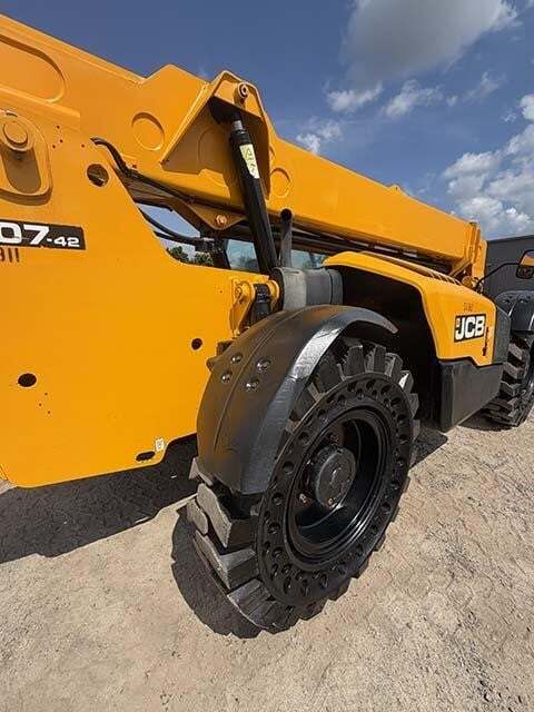 2019 JCB 507-42-11