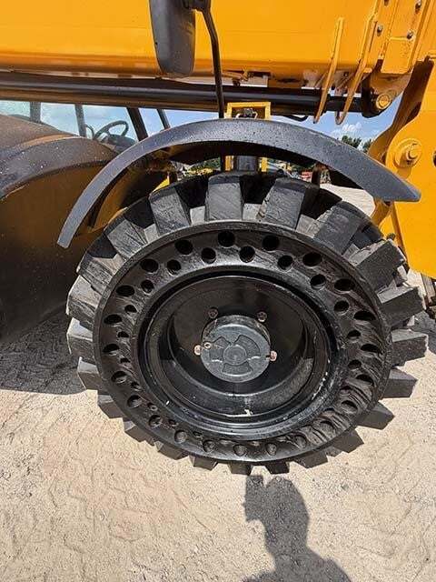 2019 JCB 507-42-18