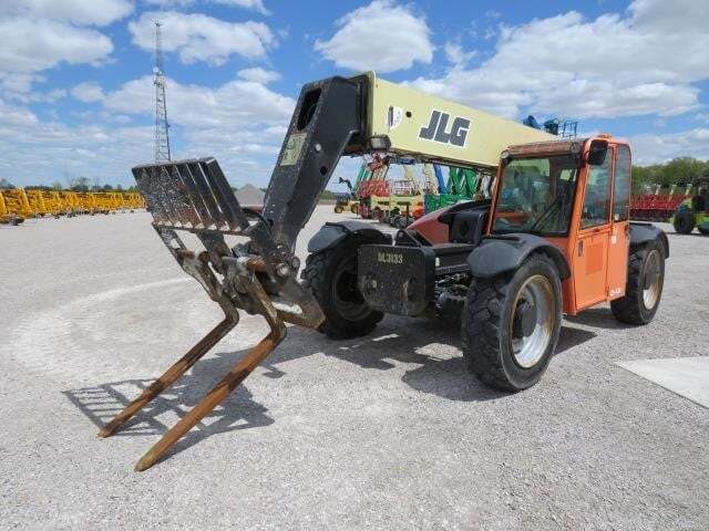 2013 JLG G9-43A