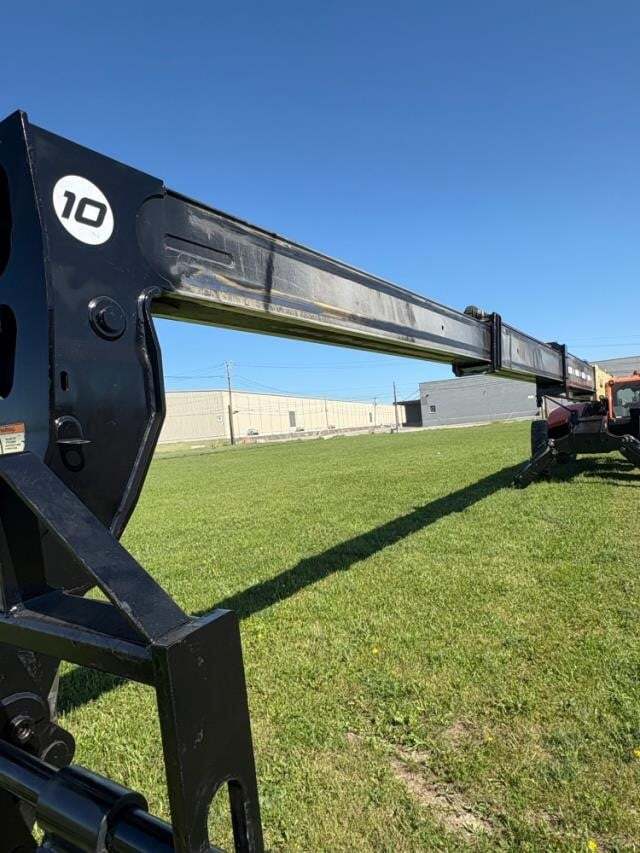 2022 JLG 1055-6