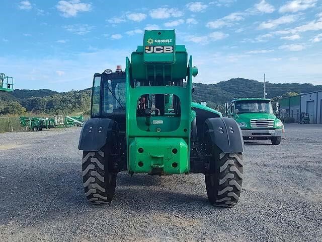 2016 JCB 507-42-4
