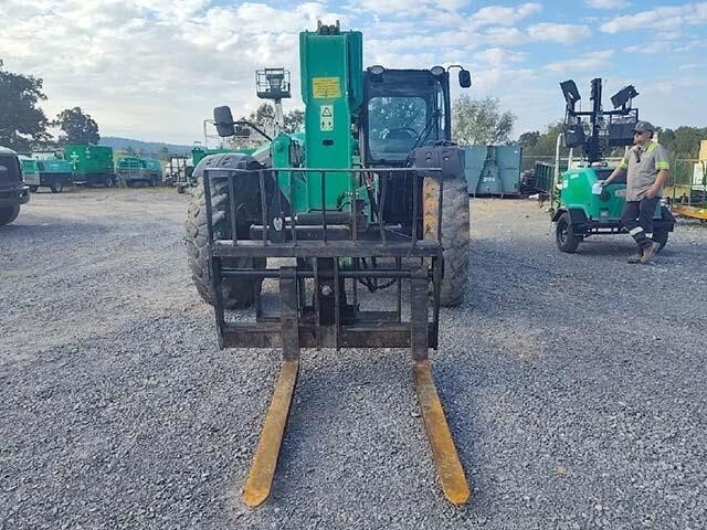 2016 JCB 507-42-8