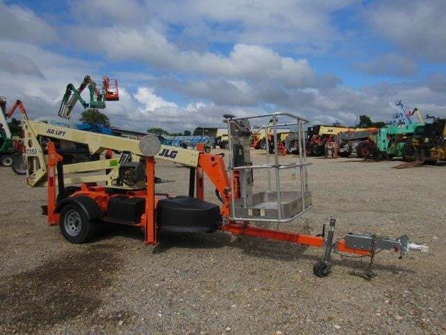 2019 JLG T350-4