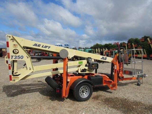 2019 JLG T350-6