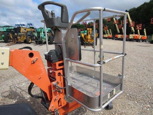 2019 JLG T350-12