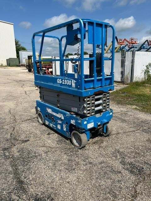 2019 Genie GS-1930-4