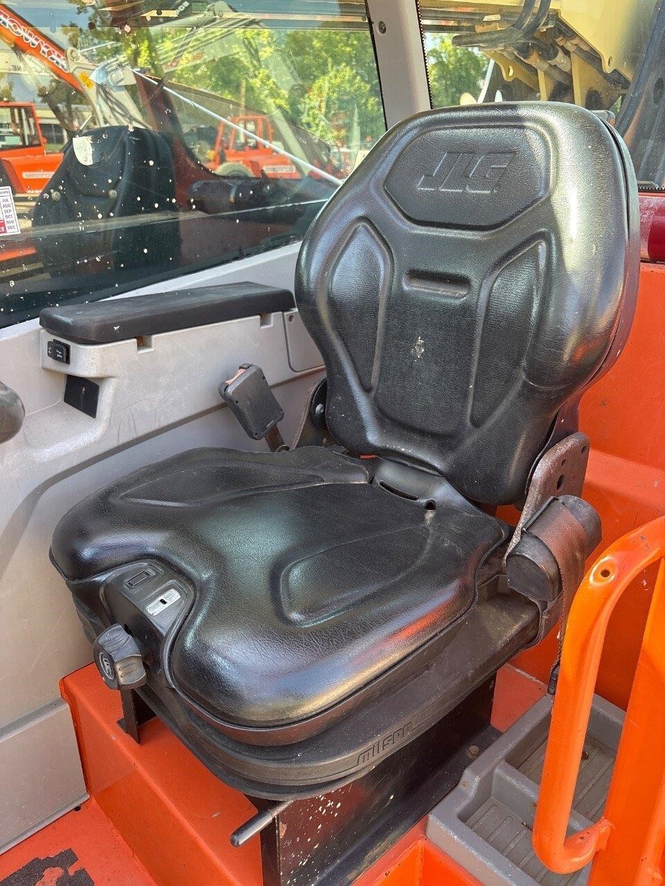 2018 JLG 742-5