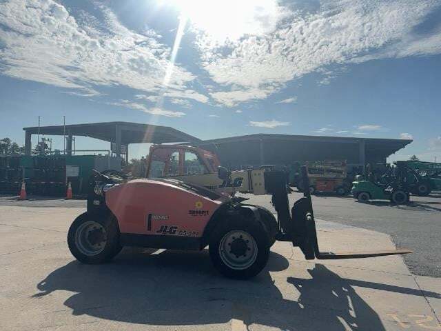2017 JLG G5-18A-6