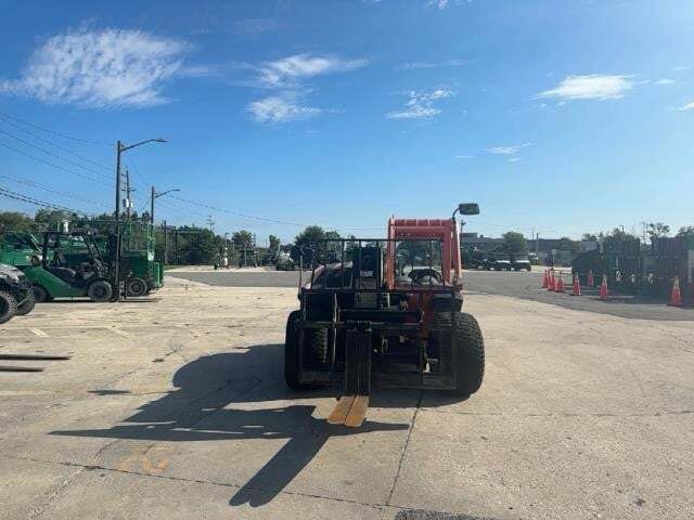 2017 JLG G5-18A-8