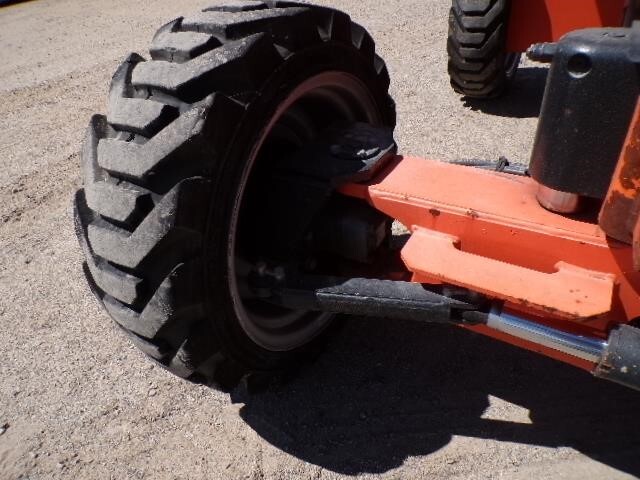 2018 JLG 340AJ-7