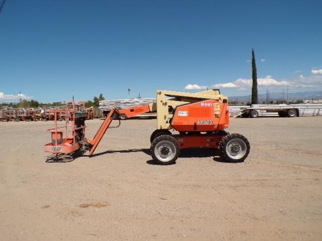 2018 JLG 340AJ